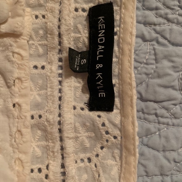 Kendall & Kylie top - Picture 1 of 5